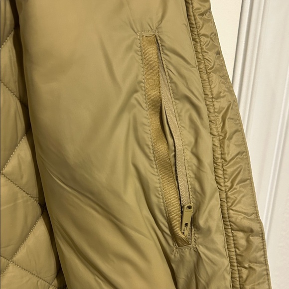 Athleta Quilted Puffer Jacket - Khaki - Picture 4 of 6